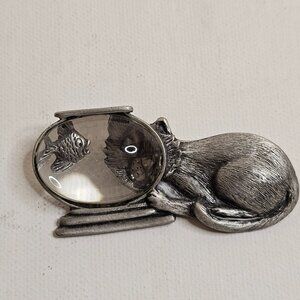 JJ Silver Tone Pewter Cat Fishbowl Brooch Marked Pin
